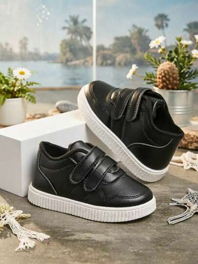 1双春秋季男童英伦风简约儿童运动鞋，软底幼儿学步鞋，适合儿童日常休闲、上学和户外活动