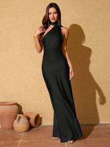 LOVE&LEMONADE 女士黑色缎面修身无袖围巾领长款连衣裙，配飘逸腰带，适合婚礼和春季穿着 - 黑色 - 查看 4