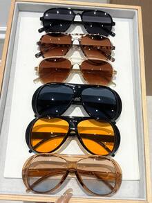 2副女士塑料豹纹飞行员全框有色镜片时尚眼镜，设计兼具现代与复古魅力，时尚配饰，适合街拍、穿搭、度假、旅行等场合。 - 彩色 - 查看 16