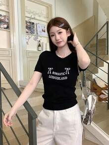 Áo thun nữ tay ngắn cổ tròn, thêu chữ, dáng ôm, thích hợp mặc mùa hè. - màu đen - Xem 7
