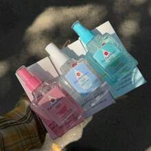 1瓶100毫升空气清新喷雾，石榴山茶花香型，持久留香，清新空气，适合居家、朋友、情人节礼物、浪漫婚礼及家庭使用。 - 多色 - 查看 3