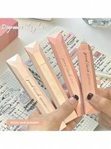 4 cuộn băng dính hai mặt chấm bi, keo dán xoay 360° không mối nối, thích hợp cho sổ lưu niệm, đồ thủ công DIY, đồ dùng học tập, văn phòng phẩm, nhật ký thủ công và các dự án nghệ thuật. - A - Xem 5