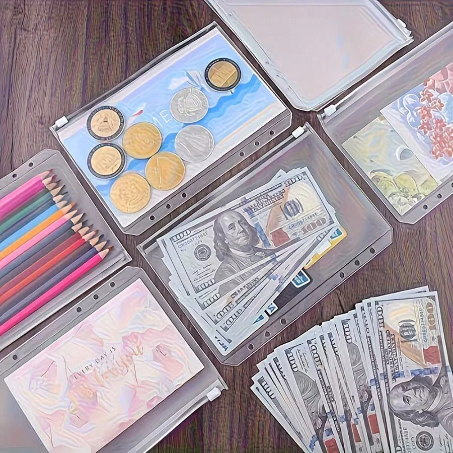 Este set incluye un conjunto de accesorios transparentes de hojas sueltas adecuados para tamaños A5, A6 y A7. Esta carpeta con cremallera transparente se puede utilizar como libro de bolsillo, libro de pegatinas, cuaderno, suministros de papelería, planificador, presupuesto de hojas sueltas, planificador personal o inserto de planificador. Hecho de material de PVC, es conveniente para organizar y revisar registros. - Multicolor - Ver 1