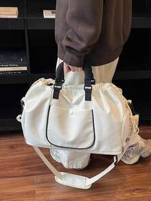 这款大容量、干湿分离的独立鞋仓游泳健身包适合旅行和外出，同时也是一款短途轻便旅行包和运动瑜伽便携健身包，其独特的包袋设计吸引了许多人。 - 彩色 - 查看 4