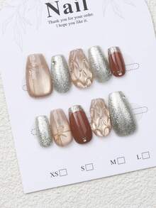 10片手工制作裸色和金色3D钻石纹理可重复使用假指甲，适合婚礼和日常佩戴 - 香檳色 - 查看 2