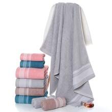Khăn tắm cỡ lớn và dày dặn, 100% cotton, mềm mại và thấm hút tốt, không bị rụng lông, thích hợp sử dụng tại nhà và khách sạn. - Màu Xám nhạt - Xem 3