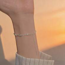 1件S925银玫瑰设计手链，优雅精致，适合日常佩戴，是送给爱人的精美礼物。 - 銀色 - 查看 4