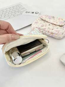 Ví nữ một mảnh có nắp gập chần bông, túi đựng đồ lặt vặt, túi đựng mỹ phẩm mini hình vuông dễ thương, ví đựng thẻ ID đa chức năng, ví đựng thẻ tín dụng, ví đựng tiền xu, túi đựng son môi và băng vệ sinh cho nữ, túi đựng mỹ phẩm có khóa kéo, ví đựng tiền xu, thích hợp để đựng các vật dụng nhỏ, đơn giản và dễ mang theo, chống rơi vỡ và chống trầy xước, đa năng cho các hoạt động ngoài trời, kỳ nghỉ và du lịch. - Nhiều màu - Xem 6