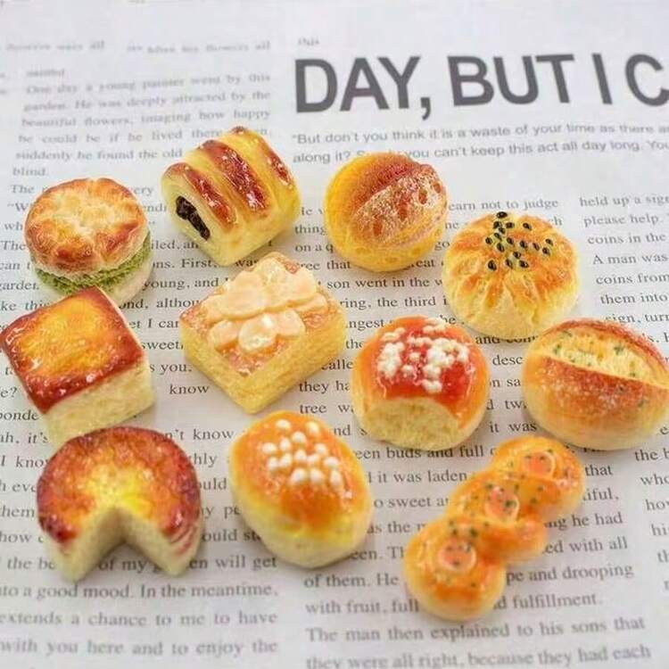 11個 ミニチーズパン、ミニチーズパンシリーズ おもちゃ食品、リアルなパン、ごっこ遊び用おもちゃ、新しいリアルなベーキングパンシリーズおもちゃ食品、DIYクリームレジンアクセサリーヘッドウェア ペンダント 携帯ケース 冷蔵庫、ミニチュア、誕生日用品、ミニチュア、ミニチュア、ミニチュア - マルチカラー - 見る 8