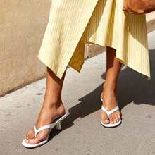 Women Kitten Heel Thong Heeled Sandals Comfortable Open Toe Slip On Summer Sandals - trắng - Xem 10