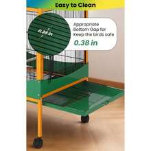 Estación de juegos para loros con ruedas - parque de actividades con perchas y escaleras - amarillo verdoso - Ver 7