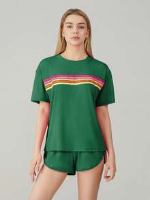 Women's 2 Piece Striped Travel Outfits: Casual Matching Athletic Sweatshirt  Shorts Set - Lounge Style Sweat - Verde - Ver 2