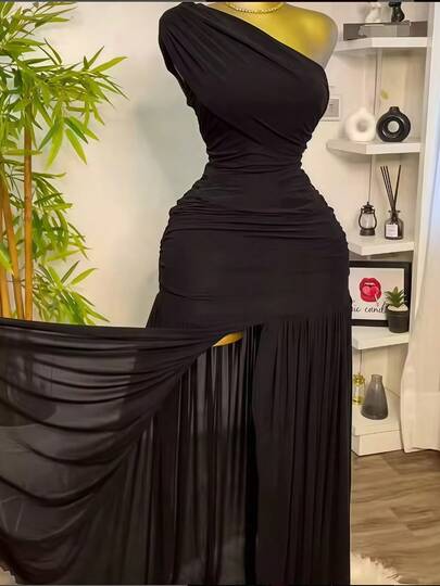 Women's Spring 2026 New Solid Color Sleeveless Slanted Collar Pleated Slim Split Long Dress
