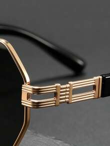 一副男士金色边框双梁不对称多边形时尚眼镜，金属材质，防晒，轻奢欧式街头风时尚眼镜，黑金镜腿，都市漫步风格 - 彩色 - 查看 4