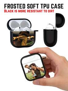 1 Peça Estojo Transparente Personalizado para Fone de Ouvido, Caixa de Fone de Ouvido Macia de TPU Personalizada, Design de Texto Fofo Unissex, Presente de Aniversário DIY, Compatível com Fones de Ouvido Apple 1/2/3/4 Pro/Pro2, Elegante, Colorido, Minimalista, Kawaii, Personalizado, Único, Presente Ideal para Namorado, Namorada, Família, Amigos, Avós, Casais, Amantes de Animais de Estimação, Aniversário, Formatura, Casamento, Natal, Halloween, Inverno, Baile de Formatura, Outono, Dia das Mães, Dia dos Pais - Preto - Visão 6
