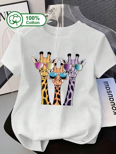 Áo thun ngắn tay nữ 100% cotton, kiểu dáng thường ngày, in hình ba chú hươu cao cổ hoạt hình đeo kính thời trang, thích hợp mặc ngoài trời, trang phục mùa hè, áo thun in họa tiết màu trắng.