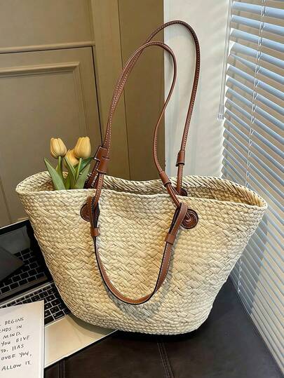 Túi tote đan tay bằng rơm mới năm 2026 dành cho nữ, túi đeo vai đan 2 màu be & kaki với dây đeo giả da, túi nhẹ, thoáng khí, dung tích lớn, nội thất rộng rãi đựng được laptop, sách vở, đồ dùng đi biển và thực phẩm, hoàn hảo cho kỳ nghỉ hè, những chuyến đi biển, những buổi hẹn ăn trưa, chợ nông sản và đi làm hàng ngày, một phụ kiện phong cách boho-chic vượt thời gian để nâng tầm bất kỳ trang phục thường ngày nào, chất liệu rơm đan đảm bảo độ bền lâu dài, lý tưởng cho những người yêu thời trang và người thích mua sắm.