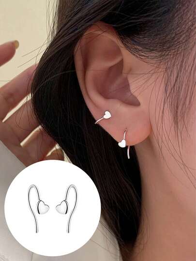 1对S925纯银甜心耳钉，适合日常、休闲、工作、旅行、派对等场合佩戴，配有精美礼盒，时尚百搭，四季皆宜。