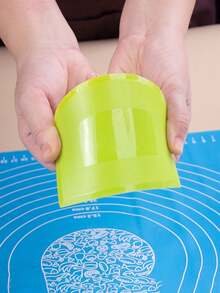 1pc Plastic Baking Scraper, Multifunctional PP Bread Separator, Home Baking Pizza Cutter, Cake Slicer, Kitchen Supplies, Kitchen Tools, Rice Roll Scraper, Multipurpose Scraper - View 6