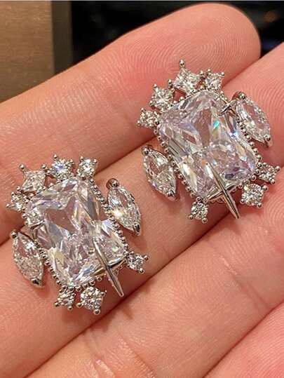 一对青少年时尚立方氧化锆耳钉，适合女孩日常佩戴、派对首饰或生日礼物