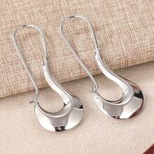 1 Pair Classic Minimalist Style Creative Silver Hoop Earrings, Casual Or Party Wear Accessory, Ideal Gift For Women And Girls - Silver - View 5
