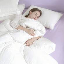 1PC Solid Color Ultra-Soft All-Season Comforter, Suitable For Double/Queen/King Size Beds, Fluffy And Skin-Friendly, A Must-Have For Home, Suitable For Bedrooms, Hotels And Dormitories, Optional For Bedroom Home Decor. - 白色 - 查看 3