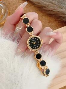 GUANQIN 1件新款时尚女士手表，奢华珠宝手链表带，优雅圆形水钻表盘，高贵石英表，适合复活节、万圣节、圣诞节、母亲节、返校季、学生、生日、节日、情人节、约会、商务、日常佩戴、礼物、音乐节、婚礼季等场合。 - 金色 - 查看 3