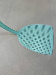 5pcs/3pcs/1pc Random Color Plastic Fly Swatter, Pest Swatter, Insect Swatter, Lightweight And Practical, Suitable For Home Use, Ideal For Repelling Mosquitoes And Flies In Summer. Long Handle, Soft And Flexible, Perfect Choice For Pest Control. Basic School Supplies, Back To School Season, Home Decor, Women's Gift, Men's Gift, Family Gift - Fly Swatter - View 10