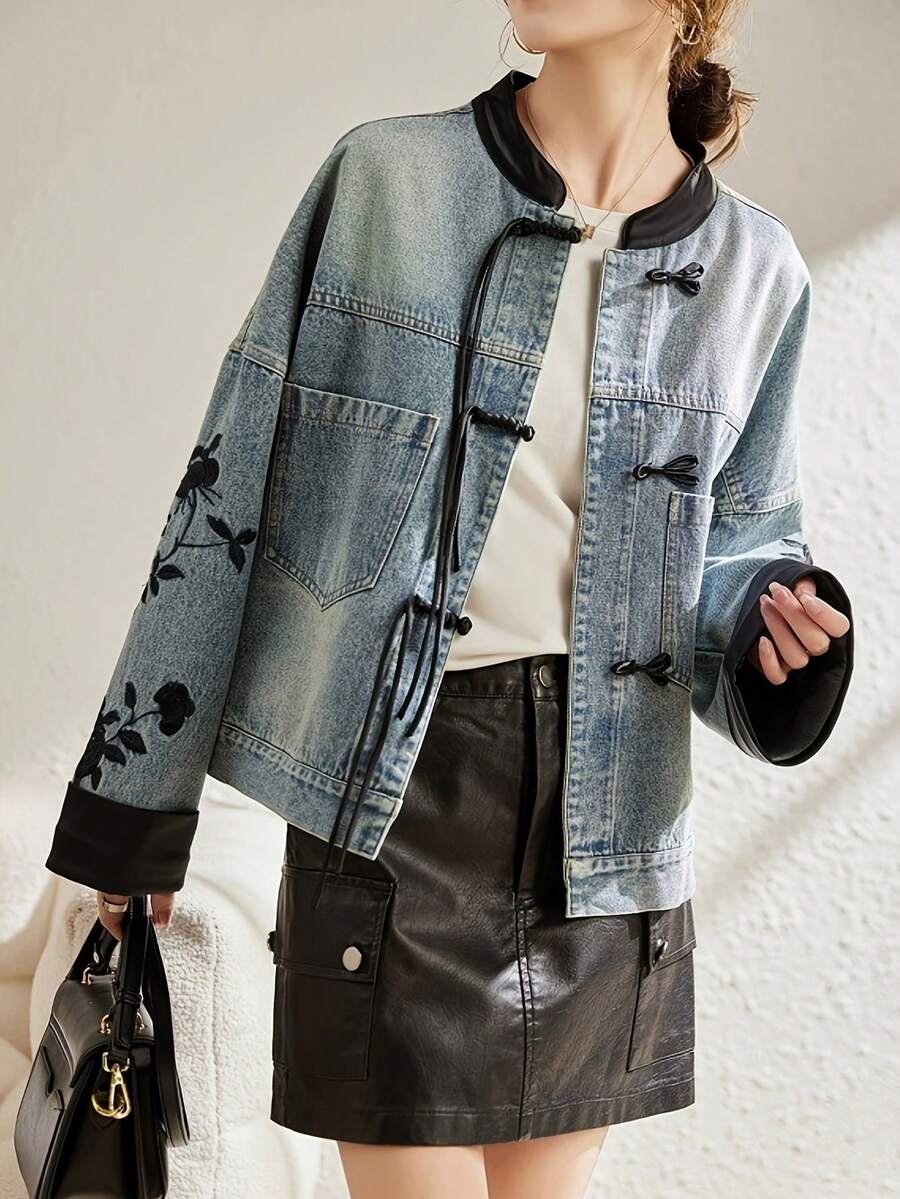 Chinese Style Jacket Women's Non-Stretch Denim Jacket - Vintage Chinese Knot Accent, Lightweight Spring/Fall Coat Non-Transparent Casual Outerwear, Transitional Weather Wear, Intricate Embroidery, Chinese New Year Clothes - Màu xanh hải quân - Xem 1