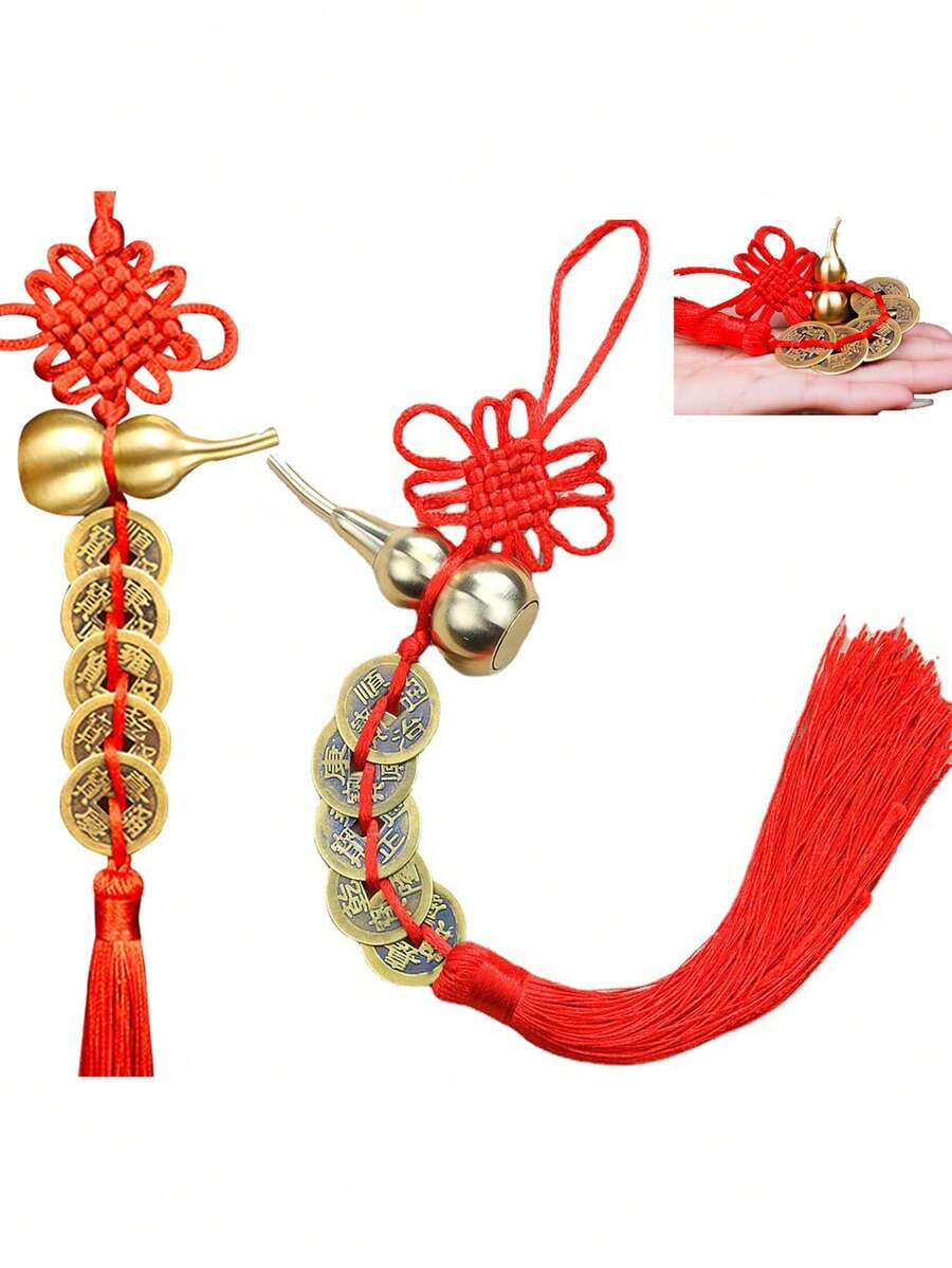 Bộ 2 mặt dây chuyền bình tài lộc phong thủy (bình kim loại kèm 5 đồng xu), quà tặng chúc phúc mang lại sức khỏe, thành công, an toàn và giàu có, thích hợp để trang trí xe hơi, đồ nội thất, túi xách, nhà cửa, văn phòng và các không gian khác. Đồng xu phong thủy Trung Quốc, đồng xu Kinh Dịch, bùa may mắn năm mới bằng đồng thau truyền thống, kèm dây đỏ, thu hút sự thịnh vượng. - nhiều màu - Xem 1