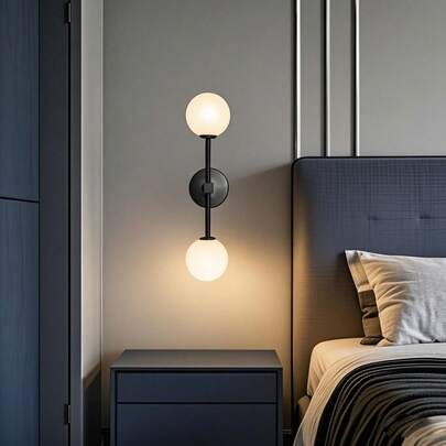 1 đèn tường hiện đại bằng kim loại đánh bóng, chao đèn nhựa bán âm, đế bóng đèn G9, đấu dây trực tiếp, có công tắc điều khiển, bao gồm phụ kiện lắp đặt, thích hợp cho phòng khách, phòng ngủ, phòng tắm, hành lang - Không bao gồm bóng đèn G9.