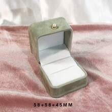 SANRIO Hộp đựng trang sức bằng nhung thời trang, hộp trang sức màu xanh lá nhạt có cúc ngọc trai, dùng để đựng bông tai, nhẫn, dây chuyền. - Nhiều màu - Xem 12