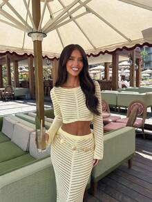 春夏新款女装时尚休闲Y2K度假风两件套，露脐长袖上衣搭配弹力腰身修身迷你裙，性感贴身轻盈镂空针织罩衫套装，适合海滩度假、海滩派对、假日郊游、约会、聚会、音乐节等场合。 - 黃色 - 查看 6