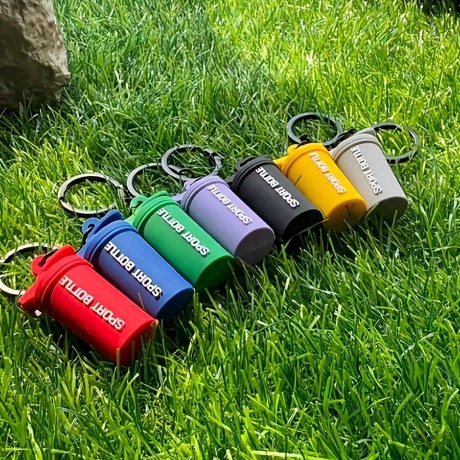 1/5pcs Sports Themed Shaker Bottle Shaped Keychain, Fitness Scene And Outdoor Leisure Keychain, Suitable For Matching Clothes, Bags And Car Keys, Perfect Gift Keychain, Couples Keychain, Holiday Gift, Party Favor - Sports Water Bottle - View 1