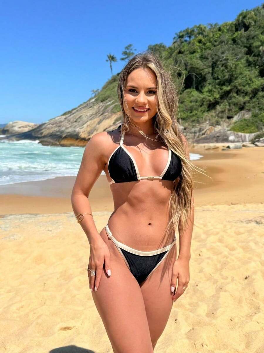 Black - màu đen - Xem 1