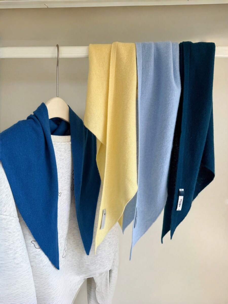 1pc Solid Color Knitted Triangular Scarf, Women Headscarf Shawl Wrap, Warm Autumn/Winter Accessory