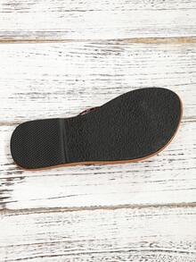 Women's Summer Fashion Flat Sandals, Cute Beach Slippers, Minimalist Floral Strap Flip Flops - Mocha Brown - View 6