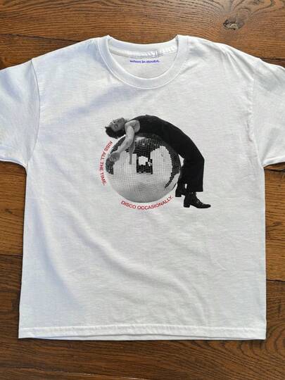 H-Arry S-Tyles White Crew Neck T-Shirt Unisex Adult Children Casual Wear, Summer Clothes, Mens Summer Outfits, Men's Holiday Outfits, Summer Tops, Streetwear Men, Teen Girl Summer Clothes, Tween Summer Clothes, Festival Outfits, Festival Outfits, Family Matching Outfits, H-Arry S-Tyles Kiss All The Time Disco Gelegentlich, Disco Ball Baby T-Shirt, HS Tour Graphic Tshirt, Y2K Konzert Top Featuring A Creative And Meaningful Print Dedicated To H-Arry S-Tyles And His Career, This Soft Short Sleeve Tee Is Great For Showing Your Support, Connecting With Other Fans And Enjoying Reliable Comfort All Day Long. Gifts Specially Prepared For H-Arry S-Tyles Fans, Gift For Kids, Friends And Family.