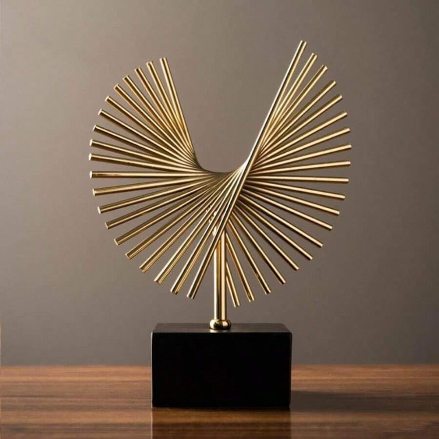 Statues - Default - View 1