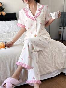 Dreamivo Bộ đồ ngủ nữ 2 món, áo tay ngắn và quần họa tiết hoa màu hồng, viền bèo nhún, áo sơ mi tay ngắn cài cúc cổ ve áo mềm mại thoải mái và quần cạp chun, đồ mặc nhà thường ngày. - Hồng - Xem 4
