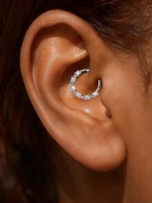 1件925纯银精致合成莫桑石平底耳骨耳环，日常佩戴、派对、婚礼皆宜，低过敏性珠宝礼品 - 銀色 - 查看 2