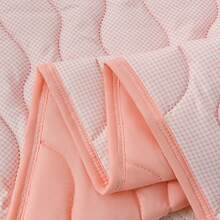 1 chiếc chăn mùa hè kẻ caro xanh sang trọng - Chất liệu pha polyester mềm mại, có thể giặt máy, kiểu dáng hiện đại, lý tưởng cho trang trí phòng ngủ, vật dụng thiết yếu cho phòng ngủ | Thiết kế chăn hiện đại | Sợi polyester, thoải mái mùa hè - Hồng - Xem 9