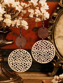 1 Pair Fashionable Bohemian Style Hollow Mesh Leather Earrings, Women's Beach Vacation Earrings - Beige - View 2