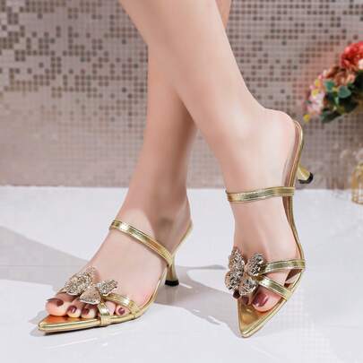 女士高跟制服鞋，蝴蝶扣女士高跟鞋，尖头细高跟鞋，高品质女士当季鞋履，时尚优雅女士鞋，高贵女士派对鞋，女士婚宴鞋，通勤正装，百搭时尚，适合盛会、庆典、派对和正式场合，舒适贴合，时尚鞋履，经久耐用，简约精致设计