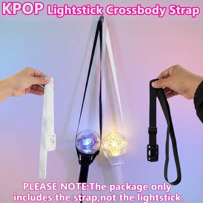 Set de correa cruzada para LightStick de K-POP (Negro + Cordón blanco), conjunto de correa ajustable portátil para LightSticks, correa de transporte para LightStick, ajustable libremente para adaptarse a cualquier tamaño de mango de LightStick. Diseñado para reuniones, juegos y eventos de fans de K-POP, adecuado para fiestas familiares y de amigos, celebraciones de Año Nuevo y Navidad. Tenga en cuenta: No incluye el LightStick en sí.