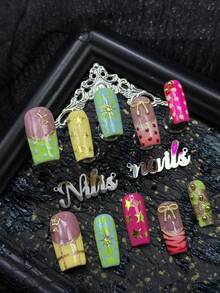 Bộ 10 móng tay giả vuông phủ acrylic thủ công, nhiều màu sắc như vàng nhạt, xanh neon và đỏ hồng, móng mắt mèo màu thanh long, móng kiểu Pháp màu vàng nhạt và xanh neon, họa tiết chấm bi xanh dương, tím và trắng vẽ tay, họa tiết hình học vẽ tay như sọc ngựa vằn đỏ. - Nhiều màu - Xem 2