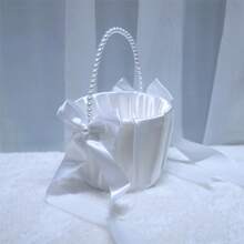 White Cute Pearl Handle Bow Satin Flower Girl Basket, Suitable For Wedding Ceremony - Flower Basket - View 4