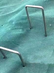 Ghim cố định cảnh quan 4 inch 12 gauge, ghim cố định vườn mạ kẽm chống gỉ, dùng để cố định hàng rào, ống tưới, bãi cỏ, vải che phủ cảnh quan. - Cọc cắm đất hình chữ U dùng trong vườn - Xem 3