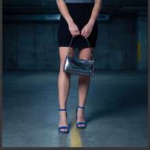 A Pair Of Women's High-Heeled Flats With A Buckle Design And An Adjustable Ankle Strap. A Versatile, Fairy-Like Style That Pairs Well With Skirts, Suitable For Dates, Vacations, And Commuting. - Màu xanh lam - Xem 3