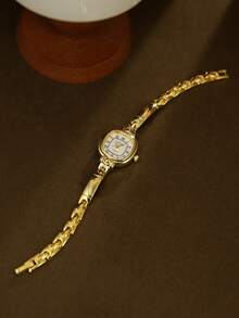 Fashionable Retro Artistic Design Women's Round Gold Quartz Watch, Suitable For Daily Wear And Gift Giving - Gold - View 3